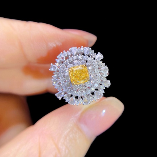 Gia Certified 14k Gold 2.36 Ctw Natural Yellow Diamond & Diamond Ring/pendant( Without Chain )