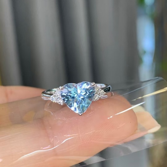 14k Gold 1.70 Ctw Natural Aquamarine & Diamond Ring