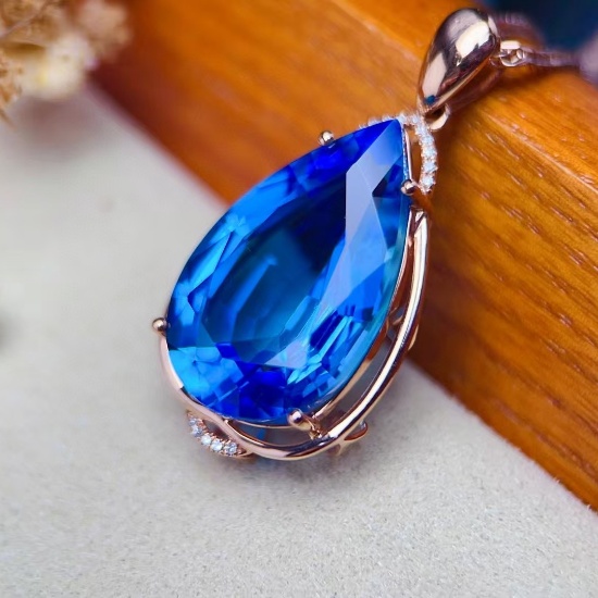 14k Gold 19.85 Ctw Natural Topaz & Diamond Pendant( Without Chain )