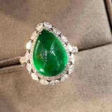 14k Gold 8.34 Ctw Vivid Green Natural Emerald & Diamond Ring