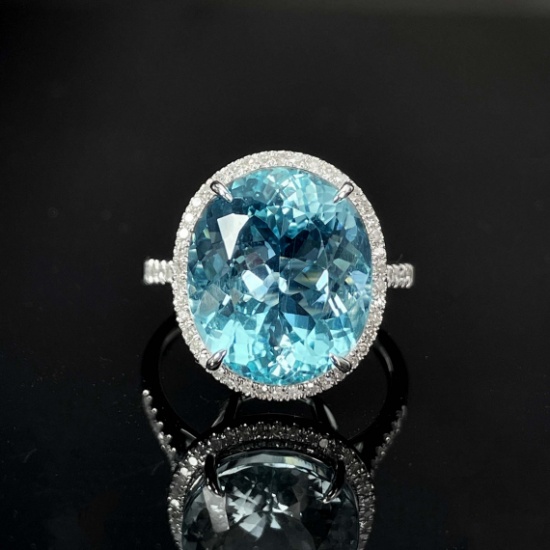 14k Gold 7.86 Ctw Natural Aquamarine & Diamond Ring