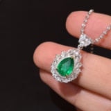 14k Gold 2.50 Ctw Vivid Green Natural Emerald & Sapphire Pendant( Without Chain )