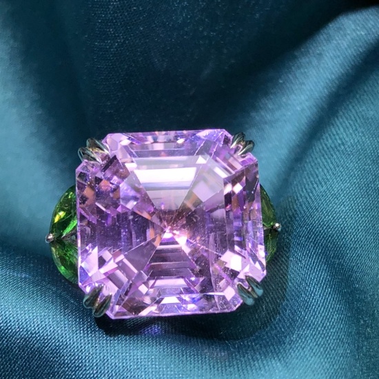 14k Gold 27.30 Ct Natural Kunzite Ring