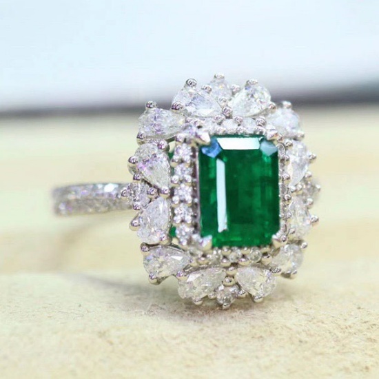 14k Gold 1.96 Ctw Vivid Green Natural Emerald & Diamond Ring