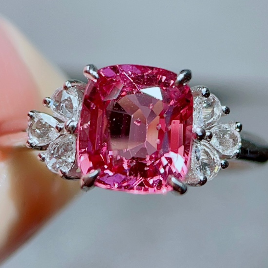 14k Gold 2.05 Ctw Natural Spinel & Diamond Ring