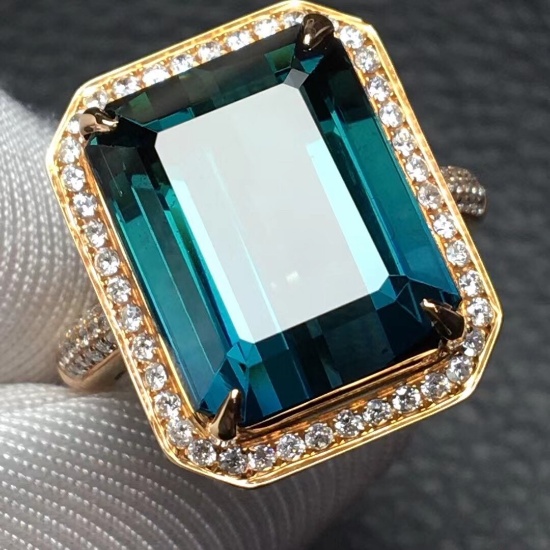 14k Gold 15.22 Ct Natural Tourmaline & Diamond Ring