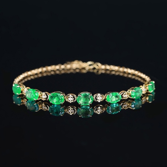 14k Gold 2.93 Ctw Vivid Green Natural Emerald & Diamond Bracelet