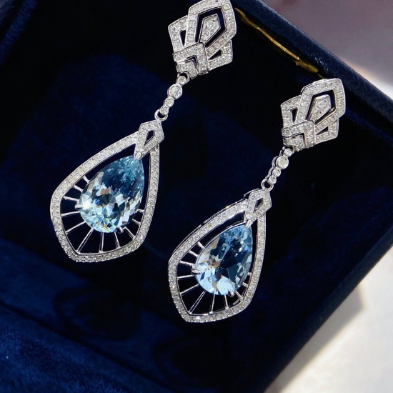 14k Gold 5.65 Ctw Natural Aquamarine & Diamond Earrings