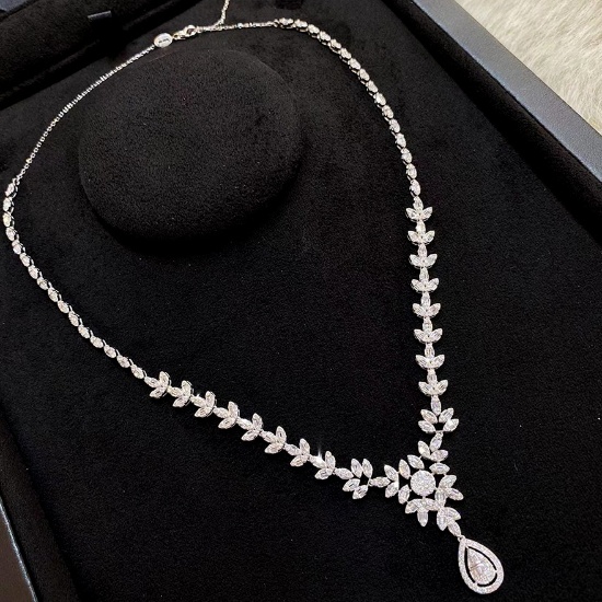 14k Gold 3.82 Ct Natural H Diamond Necklace