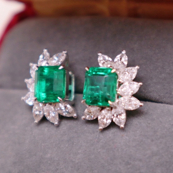 14k Gold 4.94 Ctw Vivid Green Natural Emerald & Diamond Earrings