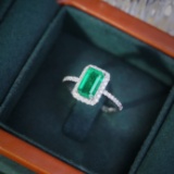 14k Gold 2.15 Ctw Vivid Green Natural Emerald & Diamond Ring
