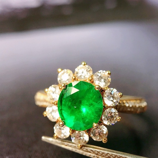 14k Gold 1.73 Ctw Vivid Green Natural Emerald & Diamond Ring