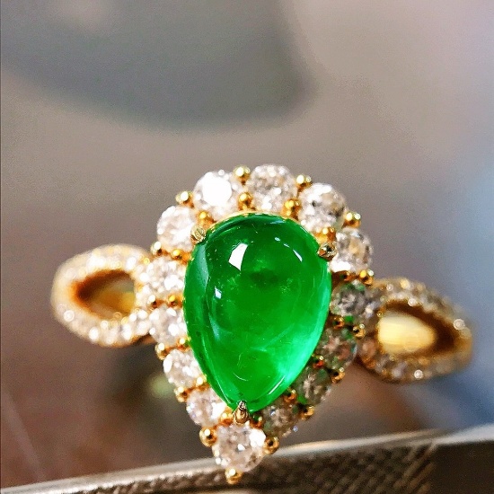 14k Gold 1.63 Ctw Vivid Green Natural Emerald & Diamond Ring