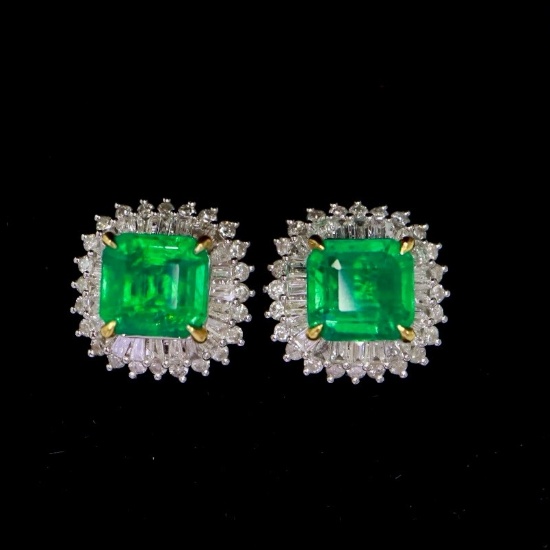14k Gold 3.28 Ctw Vivid Green Natural Emerald & Diamond Earrings
