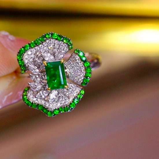 14k Gold 1.52 Ctw Natural Emerald & Diamond Ring
