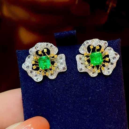 14k Gold 1.84 Ctw Vivid Green Natural Emerald & Diamond Earrings