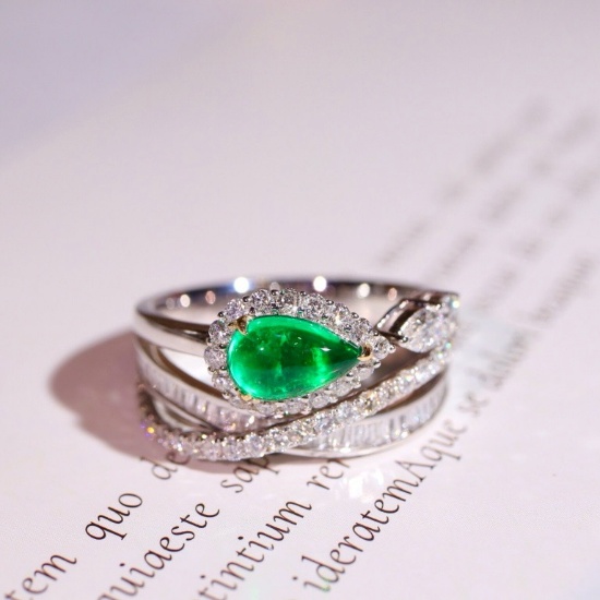 14k Gold 1.59 Ctw Vivid Green Natural Emerald & Diamond Ring