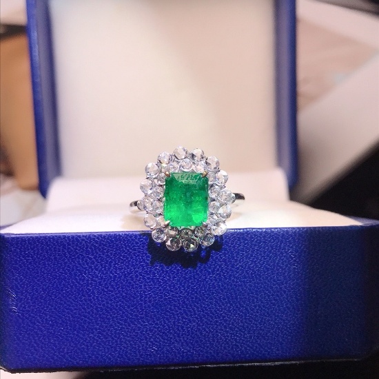 14k Gold 0.50 Ct Vivid Green Natural Emerald & Diamond Ring