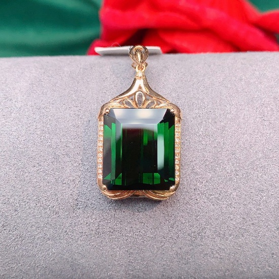14k Gold 15.10 Ct Natural Tourmaline & Diamond Pendant