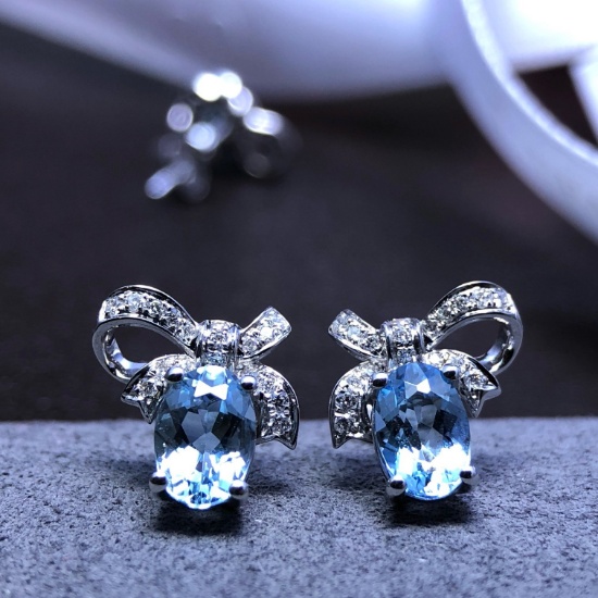 14k Gold 1.55 Ctw Natural Aquamarine & Diamond Earrings