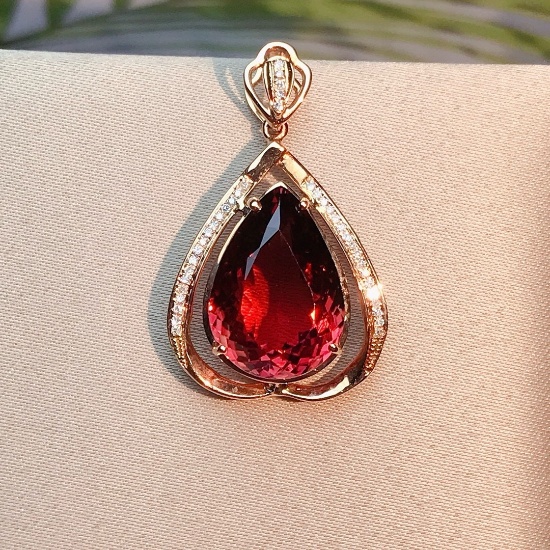 14k Gold 8.9 Ct Natural Tourmaline & Diamond Pendant