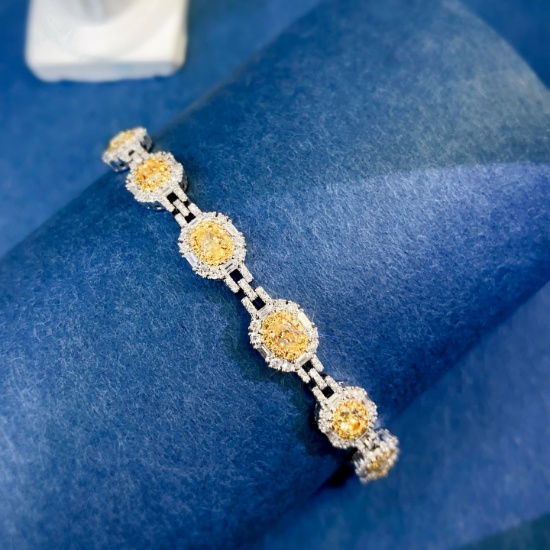 14k Gold 4.69 Ctw Natural Yellow Diamond & Diamond Bracelet