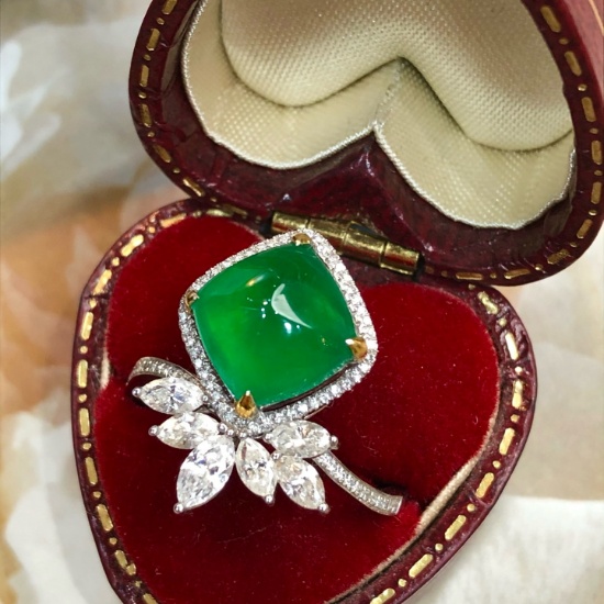 14k Gold 2.85 Ct Vivid Green Natural Emerald & Diamond Ring