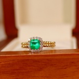 14k Gold 0.91 Ctw Vivid Green Natural Emerald & Diamond Ring