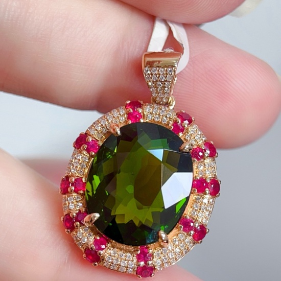 14k Gold 9.00 Ct Natural Tourmaline & Diamond Pendant