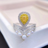 14k Gold 0.80 Ctw Natural Yellow Diamond & Diamond Ring