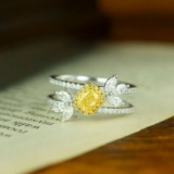 14k Gold 0.89 Ctw Natural Yellow Diamond & Diamond Ring