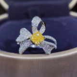 14k Gold 0.60 Ct Natural Yellow Diamond & Diamond Ring