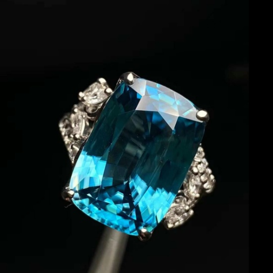 14k Gold 19.25 Ctw Natural Zircon & Diamond Ring
