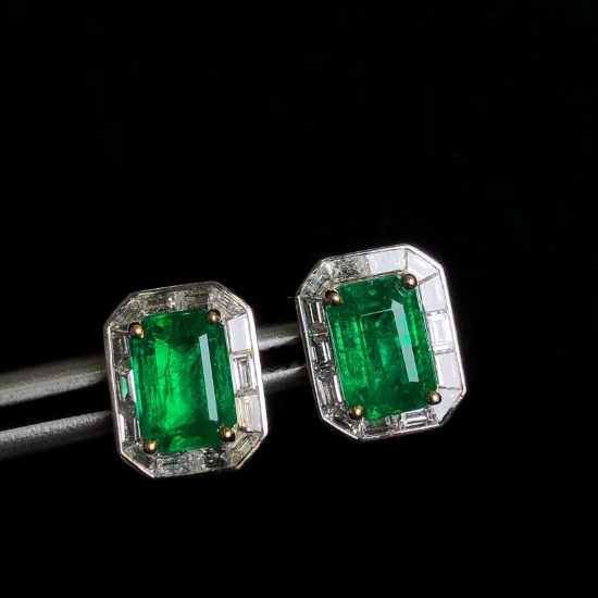 14k Gold 2.37 Ctw Natural Emerald & Diamond Earrings