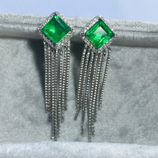 14k Gold 1.84 Ct Vivid Green Natural Emerald & Diamond Earrings