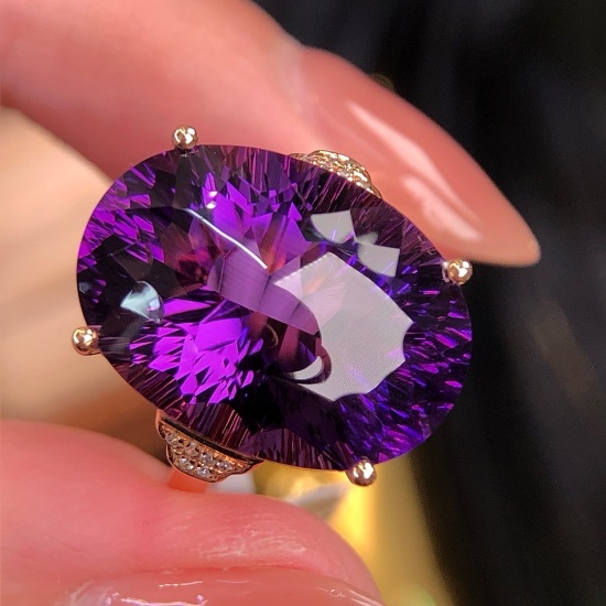 14k Gold 14.60 Ct Natural Amethyst & Diamond Ring
