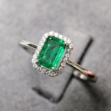 14k Gold 0.49 Ctw Vivid Green Natural Emerald & Diamond & Cocktail Ring