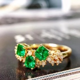 14k Gold 0.77 Ctw Vivid Green Natural Emerald & Diamond Ring