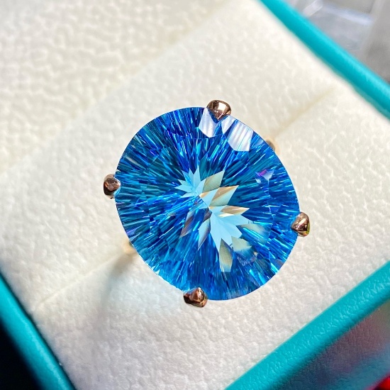 14k Gold 19.40 Ct Natural Topaz Ring