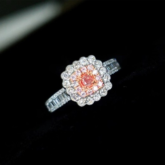 14k Gold 0.80 Ctw Natural Pink Diamond & Diamond Ring