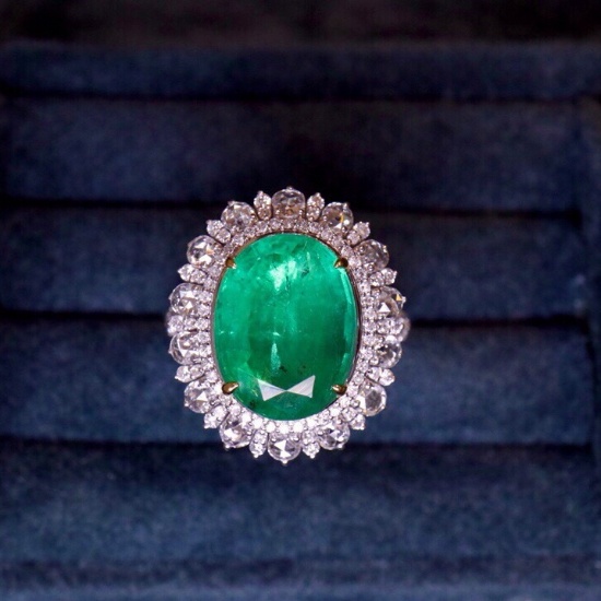 14k Gold 5.15 Ct Natural Emerald & Diamond & Cocktail Ring