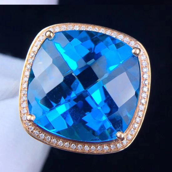 14k Gold 16.80 Ct Natural Topaz & Diamond & Solitaire Ring
