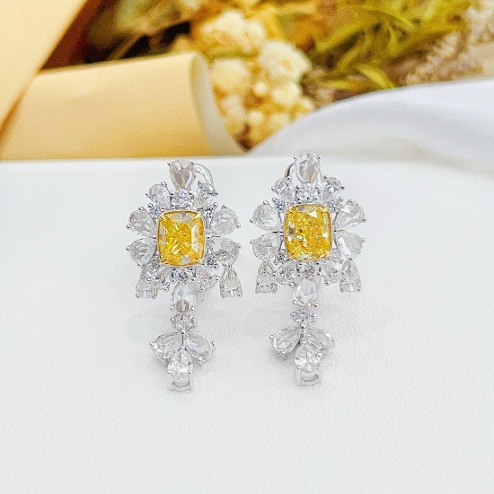 14k Gold 4.40 Ctw Natural Yellow Diamond & Diamond Earrings