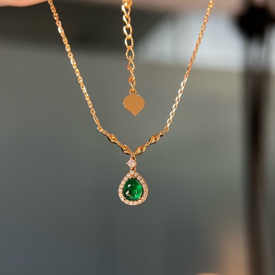 14k Gold 0.65 Ctw Vivid Green Natural Emerald & Diamond Necklace
