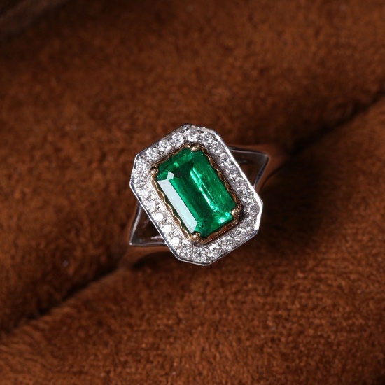 14k Gold 1.29 Ctw Natural Emerald & Diamond Ring
