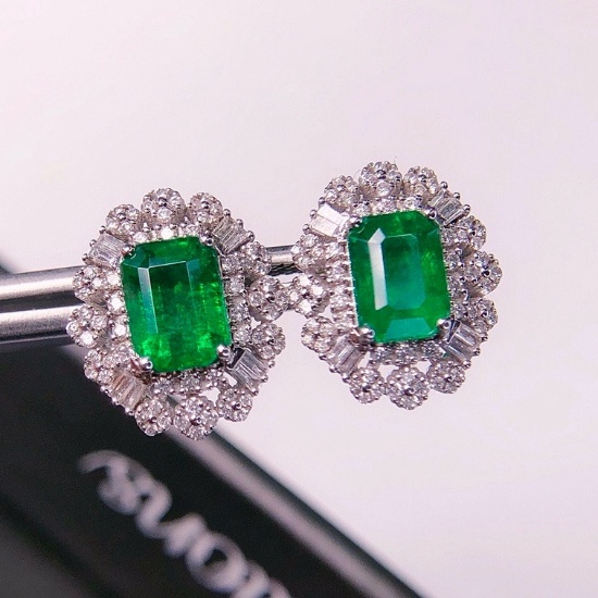 14k Gold 3.29 Ctw Natural Emerald & Diamond Earrings