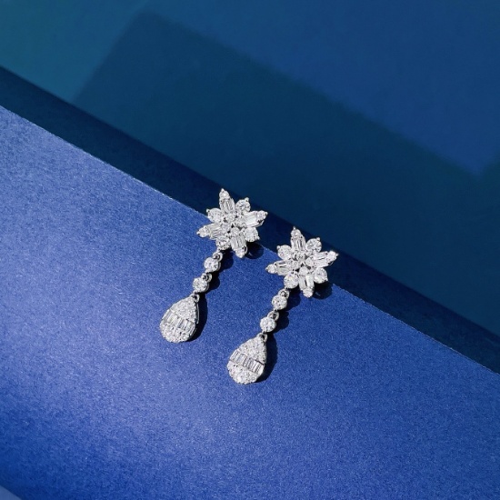 14k Gold 0.84 Ct Natural H Diamond Earrings