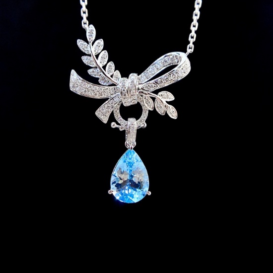 14k Gold 2.20 Ctw Natural Aquamarine & Diamond Necklace