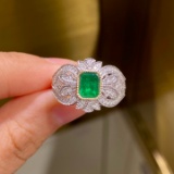 14k Gold 0.98 Ctw Vivid Green Natural Emerald & Diamond Ring