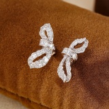 14k Gold 0.88 Ctw Natural H Diamond Earrings